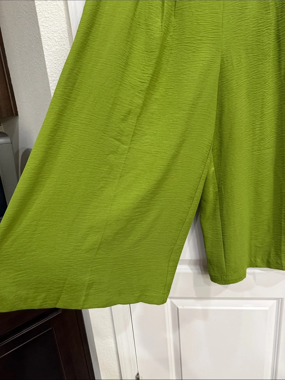 Jules & Leopold Olive Green Wide-Leg Culotte Pants - Picture 2 of 5